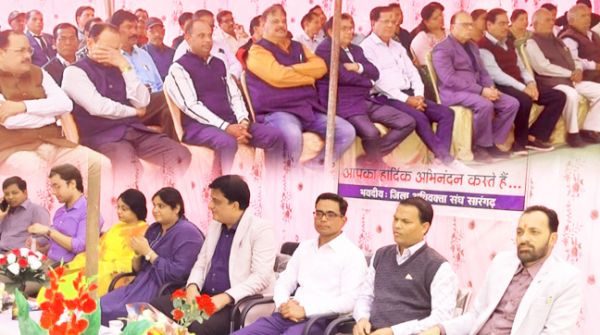 भव्य समारोह के रूप में मना अभिनंदन समारोह