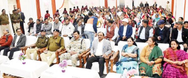 एसईसीएल भटगांव क्षेत्र में साइबर सुरक्षा- सडक़ सुरक्षा पर कार्यशाला
