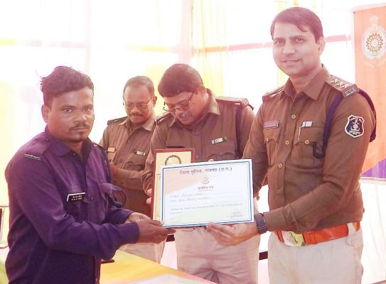  गुड सेमेरिटन व विशिष्ट व्यक्तियों का सम्मान