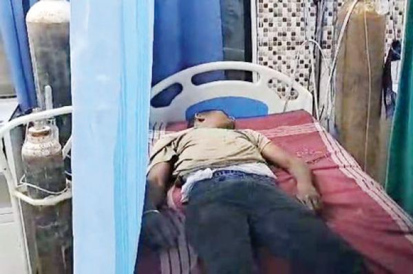 मुख्यमंत्री स्वागत फ्लैक्स लगाने के दौरान करंट से मजदूर की मौत, दूसरा जख्मी