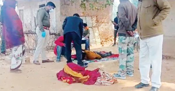 पति ने छोड़ा, देवर संग रहने लगी, हत्या कर फरार