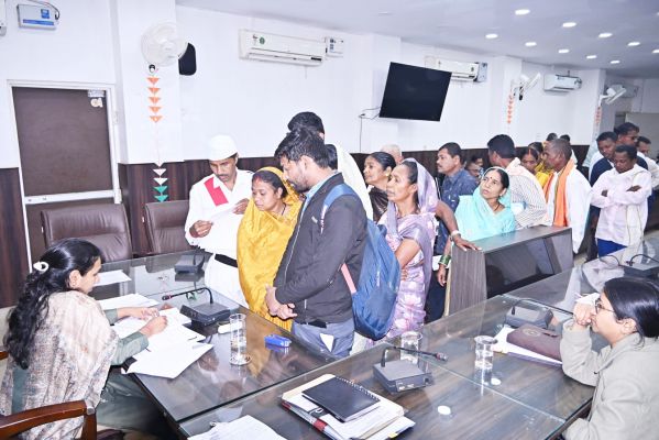 समय सीमा की बैठक अब  हर मंगलवार को होगी 