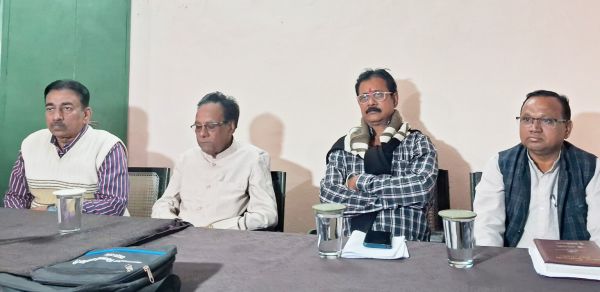 मटन मुर्गा मार्केट की गंदगी से हो रही परेशानी  मार्केट अन्यत्र शिफ्ट करने की उठ रही मांग