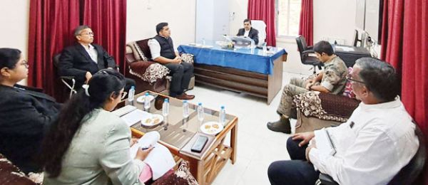 अण्डर ट्रायल रिव्यू कमेटी व मॉनिटरिंग सेल की बैठक