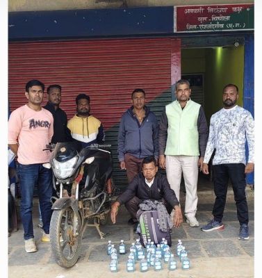 शराब परिवहन करते आरोपी पकड़ाए