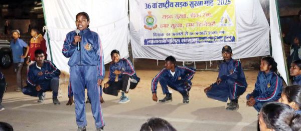 यातायात नियमों के प्रति किया जागरूक