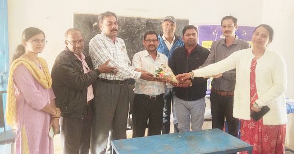 शिक्षकों व विद्यार्थियों ने नए प्रधानाचार्य का किया स्वागत