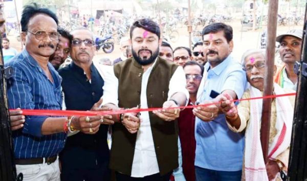 निषाद समाज भवन का  छाबड़ा ने किया लोकार्पण