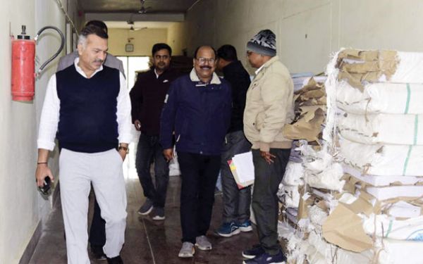  ईवीएम  वेयरहाउस का निरीक्षण