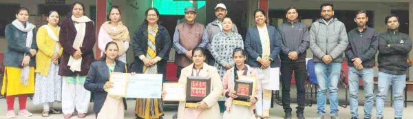 विवेकानंद कॉलेज विद्यार्थियों ने जीता राज्य स्तरीय पुरस्कार