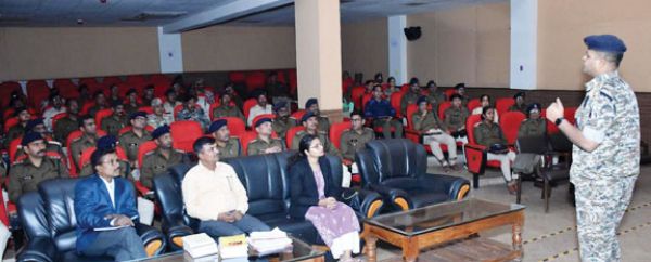 नए कानून सहित दी कई जानकारी