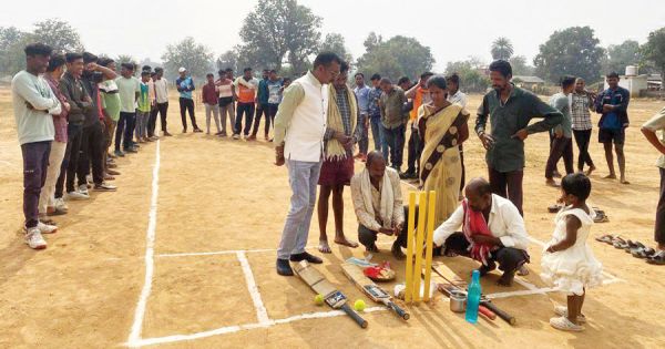 बुनागांव में पंचायत स्तरीय क्रिकेट स्पर्धा शुरू