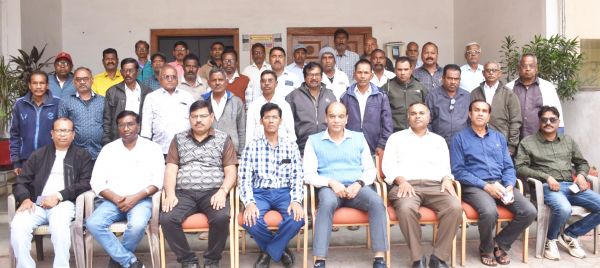 उपकरणों पर सुरक्षा मानकों का पालन व दुर्घटना रहित कार्य संपादन ही मूलमंत्र है - सेलट