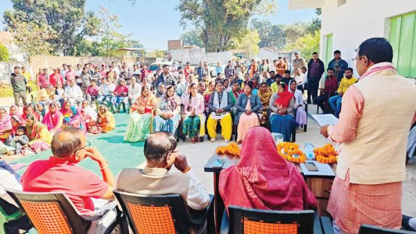 नगरीय चुनाव पर गहमा-गहमी तेज, उम्मीदवारों ने की दावेदारी