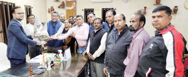 टीचर्स एसो. ने नवपदस्थ जिला पंचायत सीईओ का किया स्वागत, विभिन्न समस्याओं पर चर्चा
