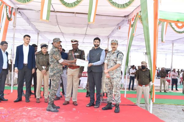 वाहन चालकों का सम्मान