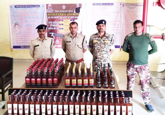 म्युनिसिपल चुनाव में शराब खपाने ला रहा जखीरा जब्त