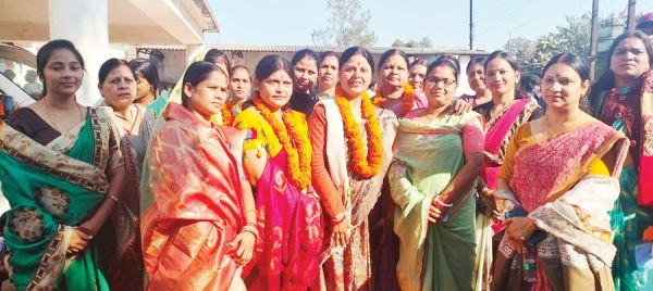 भाजपा-कांग्रेस ने रैली निकाल किया नामांकन दाखिल