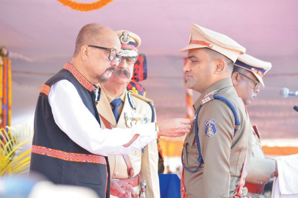 कन्हारपुरी-कुरुद के एसआई को मिला राष्ट्रपति पुलिस वीरता पुरस्कार
