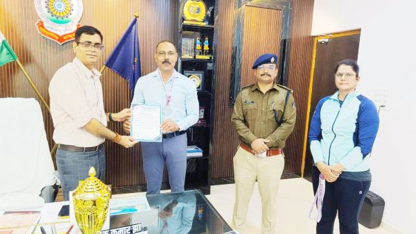 नेशनल पावर लिफ्टिंग चैम्पियनशिप में आरक्षक अंजू ने स्वर्ण व राकेश ने जीता रजत