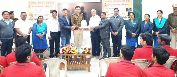 युगांतर में जनजागरूकता पर कार्यशाला 