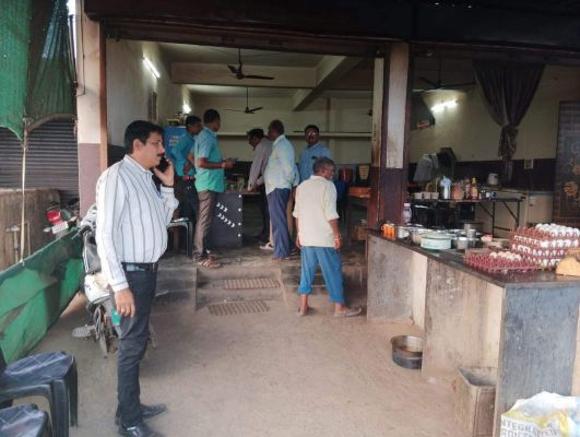 दो दर्जन ठेला-खोमचा व चखना सेंटर से वसूला साढ़े 5 हजार जुर्माना