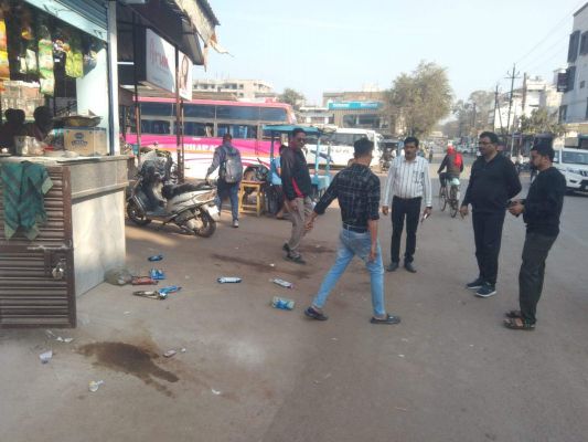 बस स्टैंड में कचरा फैलाने पर जुर्माना