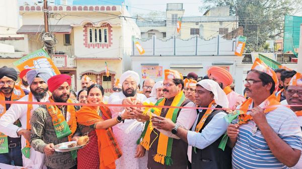 भाजपा चुनाव कार्यालय का उद्घाटन