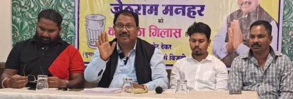 मैं मेयर बना तो स्कूटी में घूमकर करूंगा जनता की सेवा-जेठू