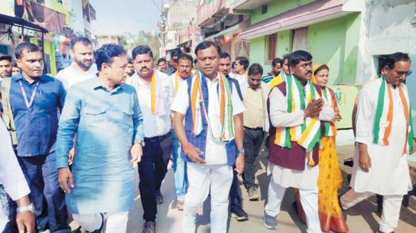  बैज ने कांग्रेस प्रत्याशियों के पक्ष में वोट मांगा