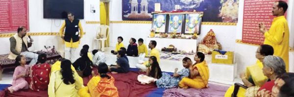 गायत्री सत्संग भवन में बसंत पंचमी