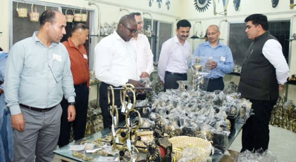 राष्ट्रीय रक्षा मवि के प्रतिनिधिमण्डल ने जिले का किया दौरा