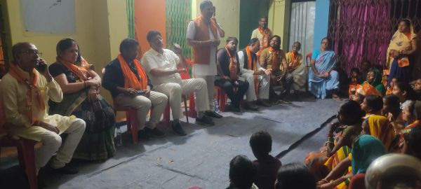 विधायक इंद्र कुमार का वार्डों में चुनावी दौरा