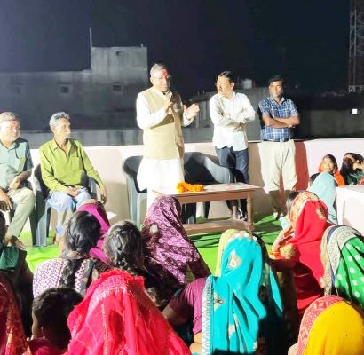 निर्दलीय राघोबा महाडिक़ का  डोर-टू-डोर जनसंपर्क