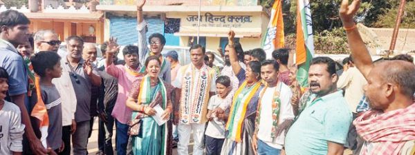बचेली में बैज ने कांग्रेस प्रत्याशियों के लिए मांगा वोट