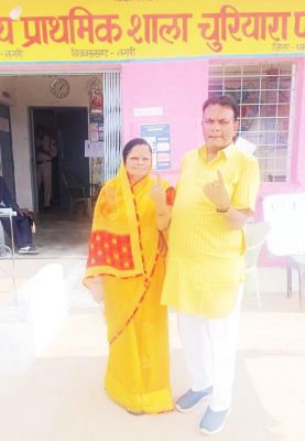 राजेंद्र गोलछा ने परिवार संग डाला वोट