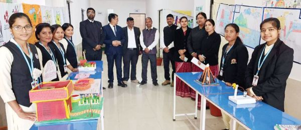 गणितीय चक्र, भौगोलिक प्रक्रिया के साथ प्रदर्शनी में दिखा विज्ञान का विकास