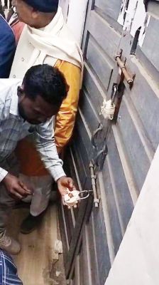 मतदान सामग्री स्ट्रांग रूम में सील,15 को मतगणना