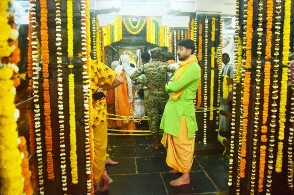श्री राजीव लोचन का जन्मोत्सव  भक्तों ने किया दिव्य रूप का दर्शन,