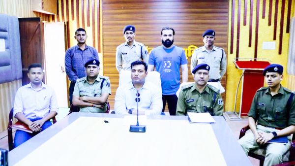 सायबर ठग का एक और आरोपी मुम्बई से गिरफ्तार