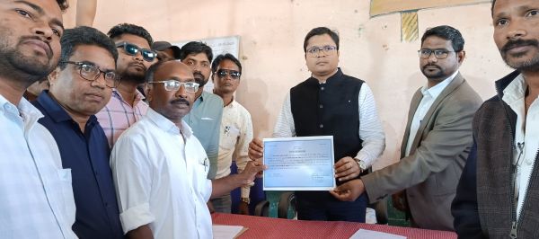 अं. चौकी में निर्दलीय अनिल मानिकपुरी की जीत