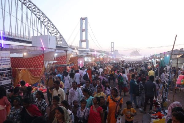 राजिम कुंभ कल्प के पांचवे दिन श्रद्धालुओं की रही भारी भीड़ 