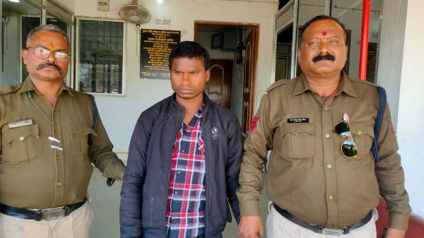 शादी का झांसा देकर रेप,आरोपी गिरफ्तार