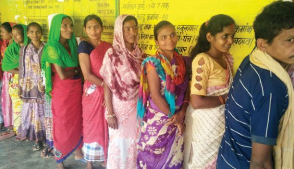 पंचायत चुनाव: 70 फीसदी मतदान