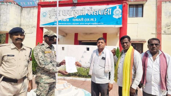 जिपं सदस्य प्रत्याशी के प्रचार बैनर से छेड़छाड़,   थाने में शिकायत