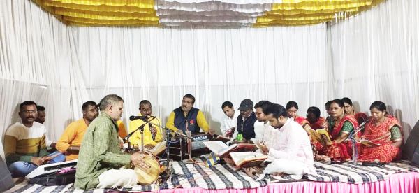 नवनिर्वाचित पार्षद सतीश द्वारा सामूहिक सुंदरकांड पाठ 