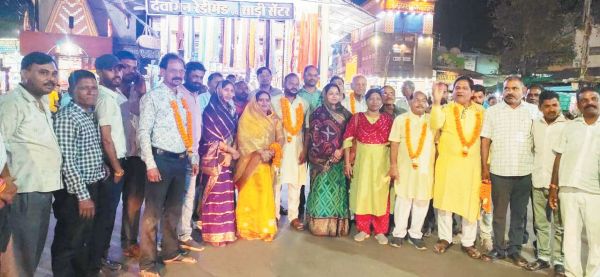 कांग्रेसियों ने किया नीलम चन्द्राकर का अभिनंदन