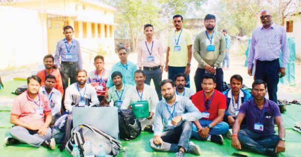 51 संवेदनशील और 77 अति संवेदनशील मतदान केंद्रों में आज मतदान