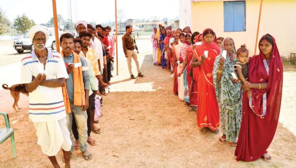 रामचन्द्रपुर-वाड्रफनगर में 73.80 फीसदी मतदान