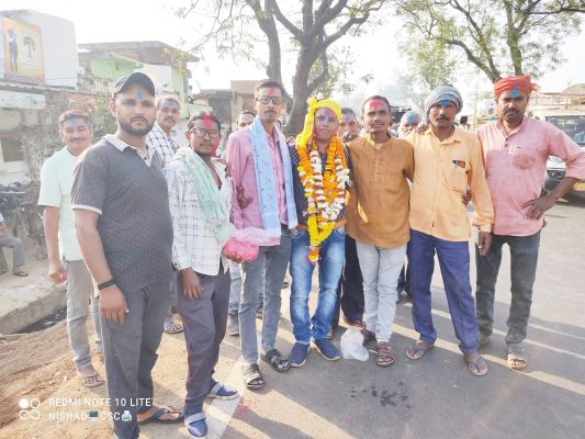 दिल्लू पुन: बने सरपंच, निकली आभार रैली